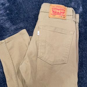 Men’s beige Levi’s 510 Jeans. Size 28x32